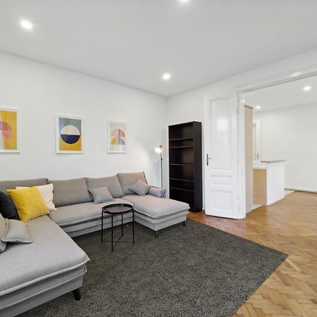Big Spacious Central Apartment In Vídeň Exteriér fotografie