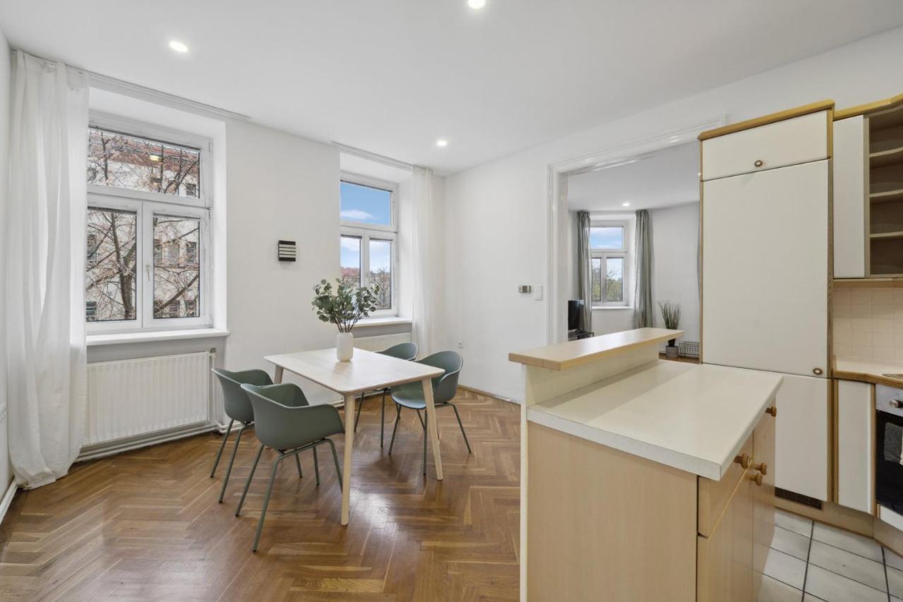 Big Spacious Central Apartment In Vídeň Exteriér fotografie