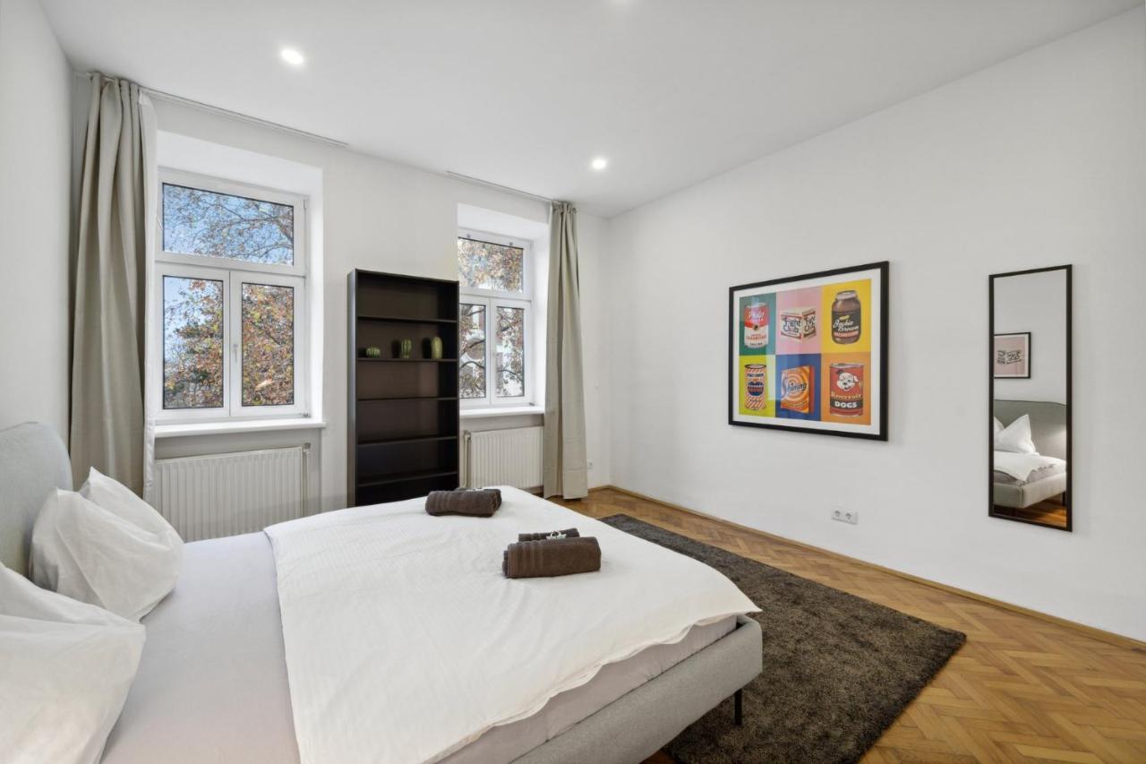 Big Spacious Central Apartment In Vídeň Exteriér fotografie